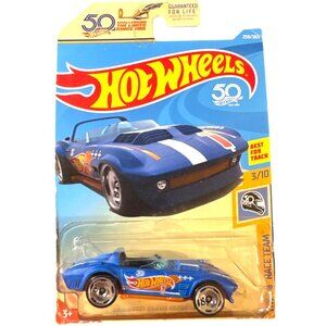 Die Cast Hot Wheels Corvette Grand Sport Roadster HW 50 Race Team 3/10 Car 2017